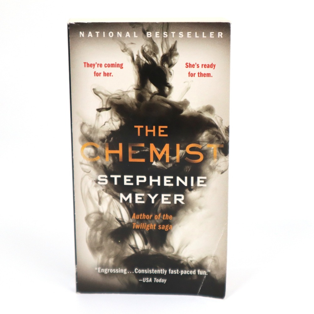 The Chemist Stephenie Meyer National Bestseller Thriller Novel Book